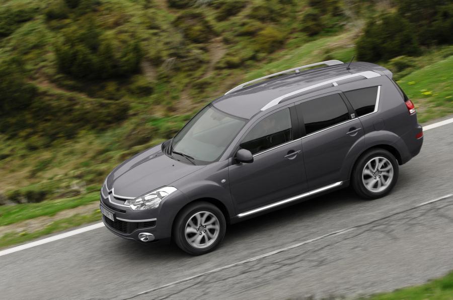  Citroen C-Crosser 2008 года  (фото 3 из 144)